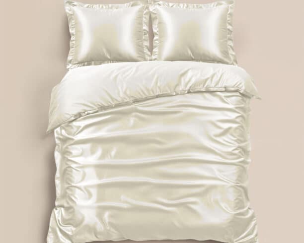 Dekbedovertrek Glossy Creme